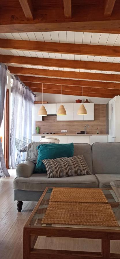 Beautiful Chalet With Wifi And Free Parking Arona  Exterior photo