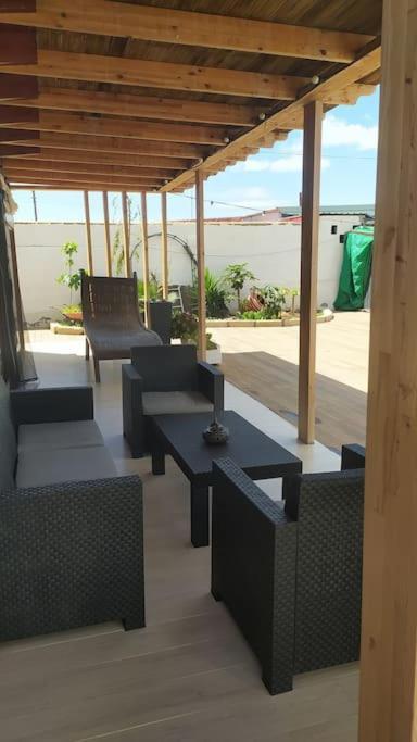 Beautiful Chalet With Wifi And Free Parking Arona  Exterior photo
